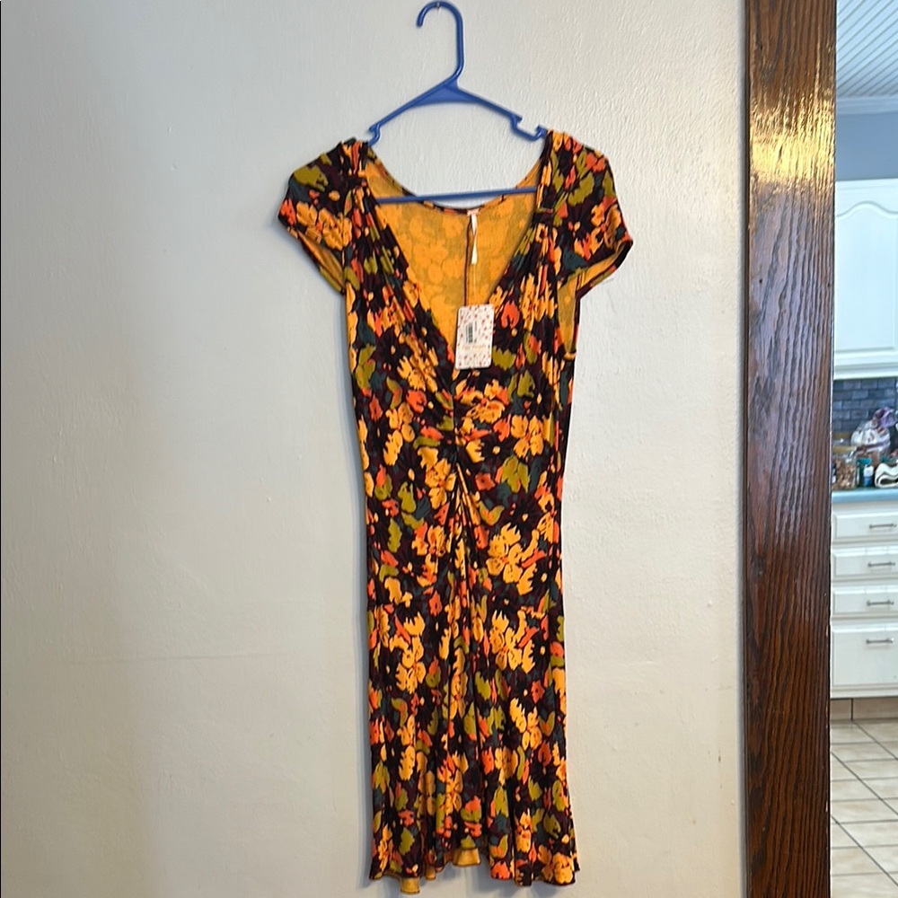 NWT Free People dress - floral pattern (Pomegranate Combo) - size Medium